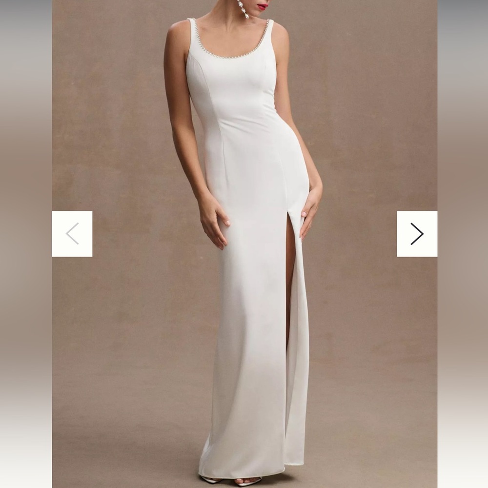 LIKE BRAND NEW Mac Duggal Octavia Scoop-Neck Side-Slit Column Gown